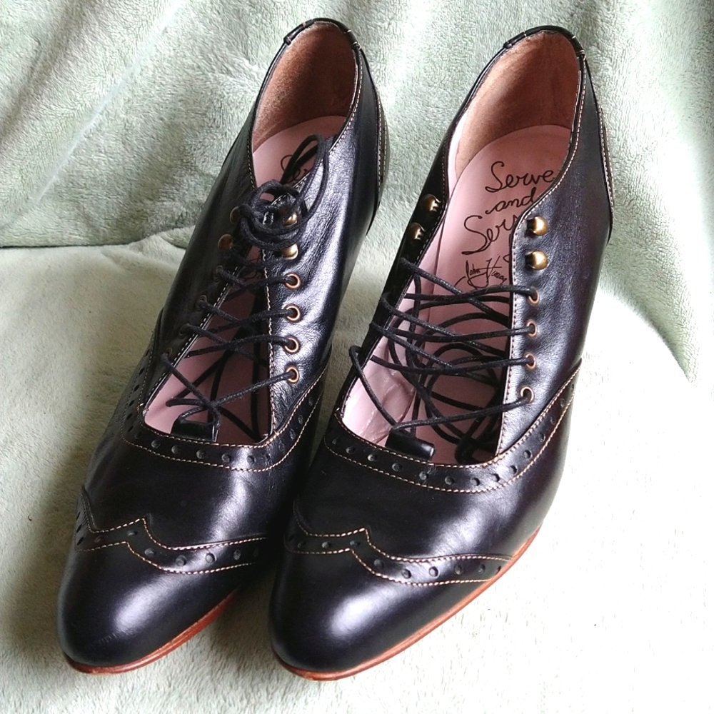 John Fluevog Teacup leather Pumps - US Size 12